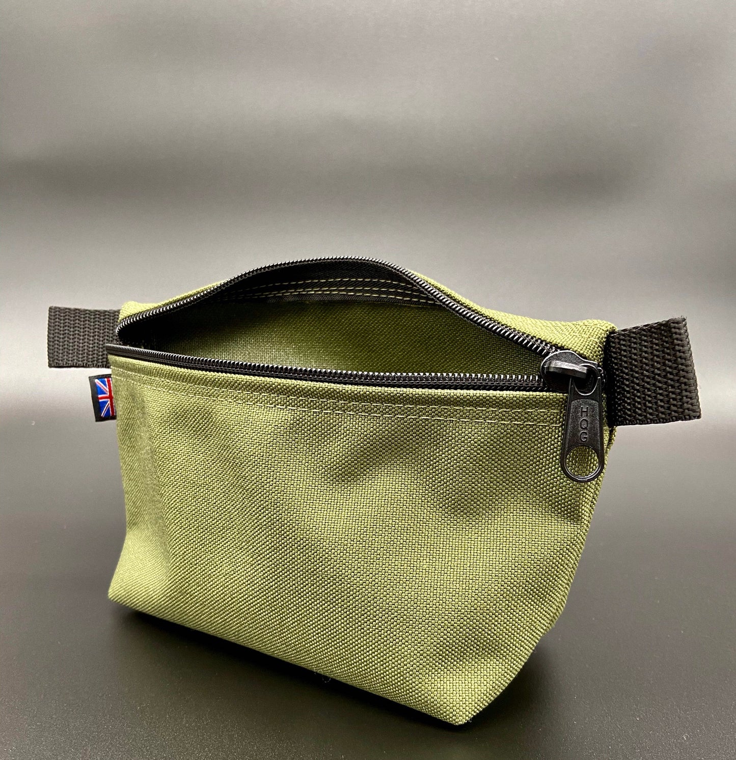 Zip Pouch Medium