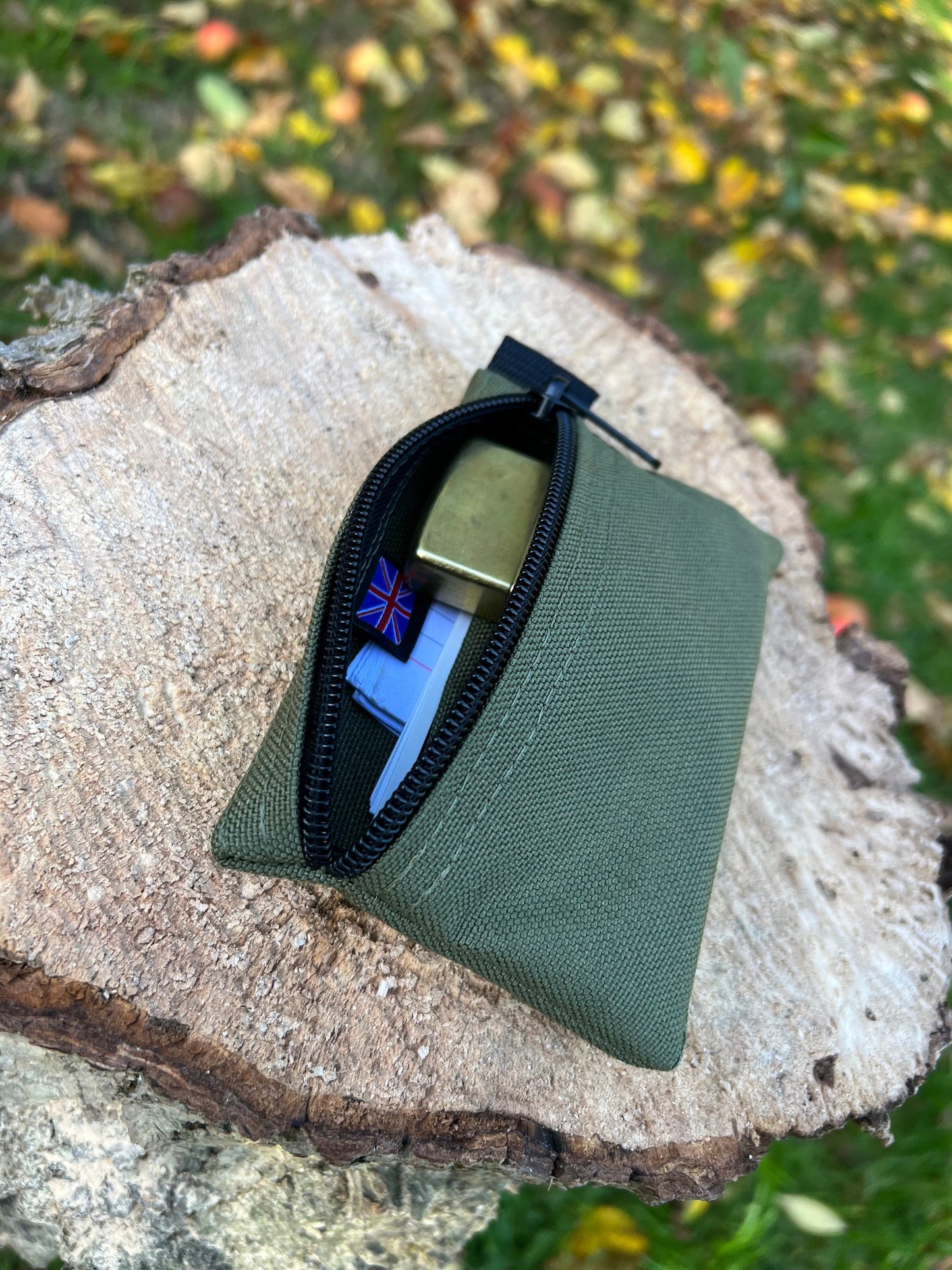 Pocket Wallet In Olive Green Nylon