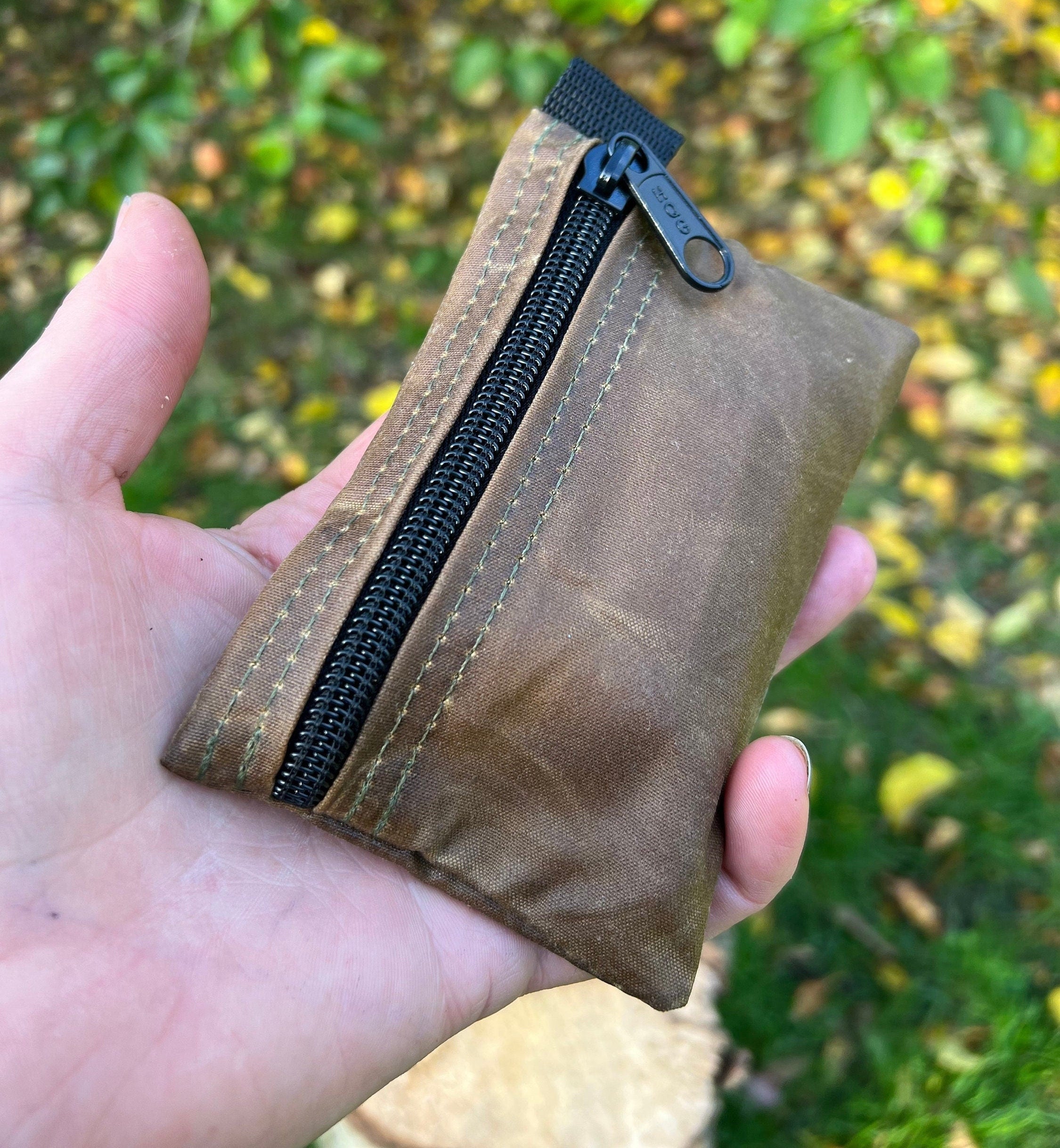 Canvas wallet hotsell with coin pocket